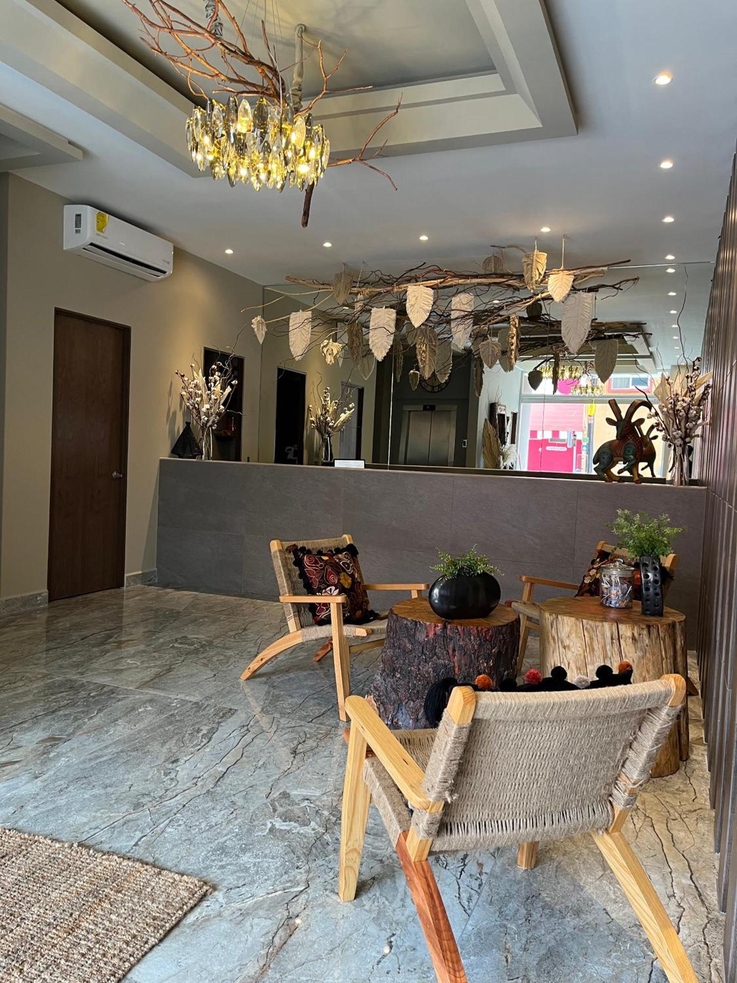Zen Suites By Regente Oaxaca ภายนอก รูปภาพ